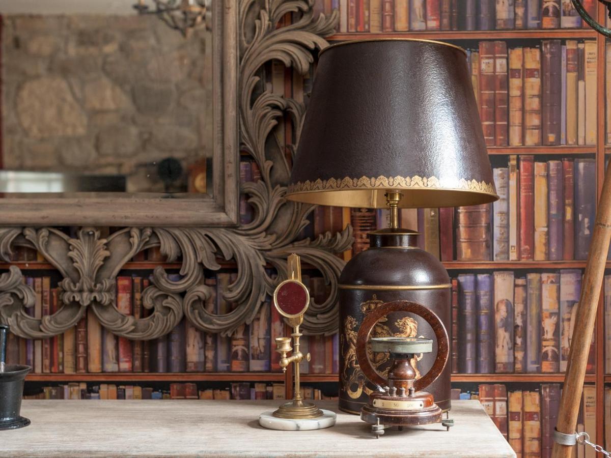 Canongate Luxury Homestay Edinburgh Bagian luar foto