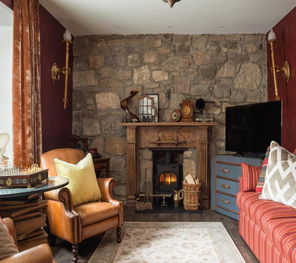 Canongate Luxury Homestay Edinburgh Bagian luar foto