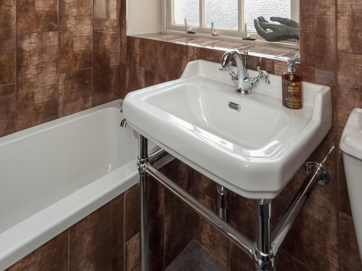 Canongate Luxury Homestay Edinburgh Bagian luar foto