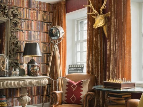 Canongate Luxury Homestay Edinburgh Bagian luar foto