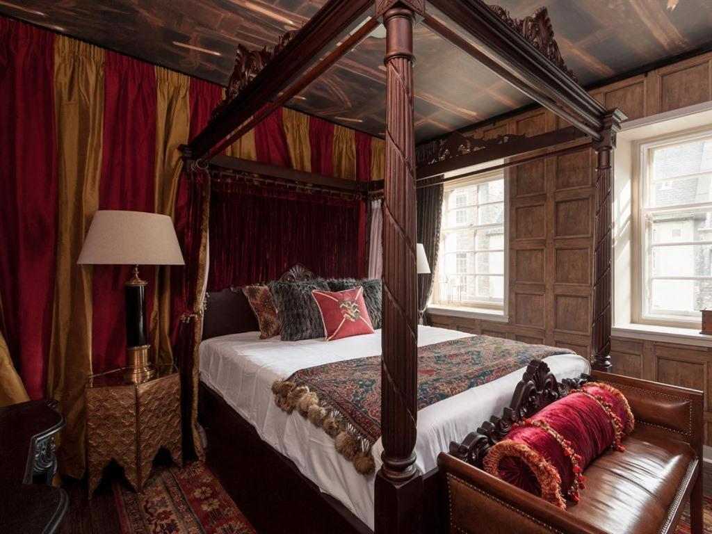 Canongate Luxury Homestay Edinburgh Bagian luar foto